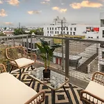 Cozy And Spacious Apartment\'S In The Heart Of La